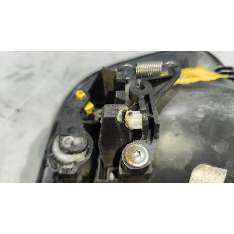 Recambio de maneta exterior delantera izquierda para renault midlum fg xxx.10    e5 corto referencia OEM IAM 5001858129 50105387