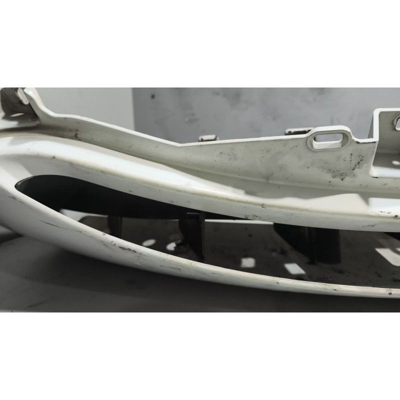 Recambio de deflector izquierdo para renault midlum fg xxx.10    e5 corto referencia OEM IAM 5010578659  