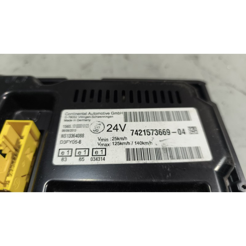 Recambio de cuadro instrumentos para renault midlum fg xxx.10    e5 corto referencia OEM IAM 7421573669  