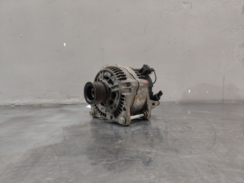 Recambio de alternador para volkswagen golf iii (1h1) 1.6 referencia OEM IAM 028903025Q  