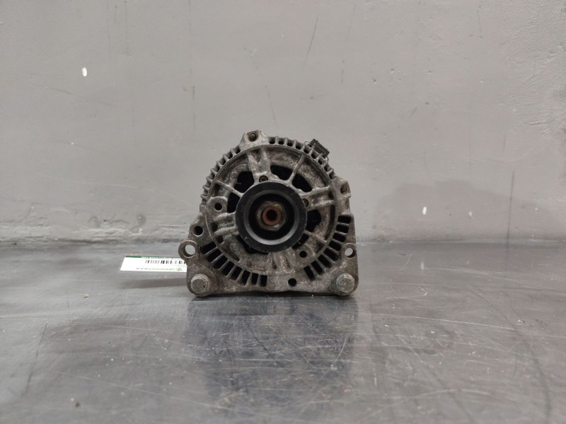 Recambio de alternador para volkswagen golf iii (1h1) 1.6 referencia OEM IAM 028903025Q  