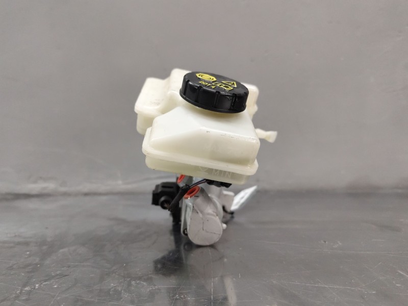 Recambio de bomba freno para audi q3 (f3b) 35 tdi quattro referencia OEM IAM 5Q1611301G  