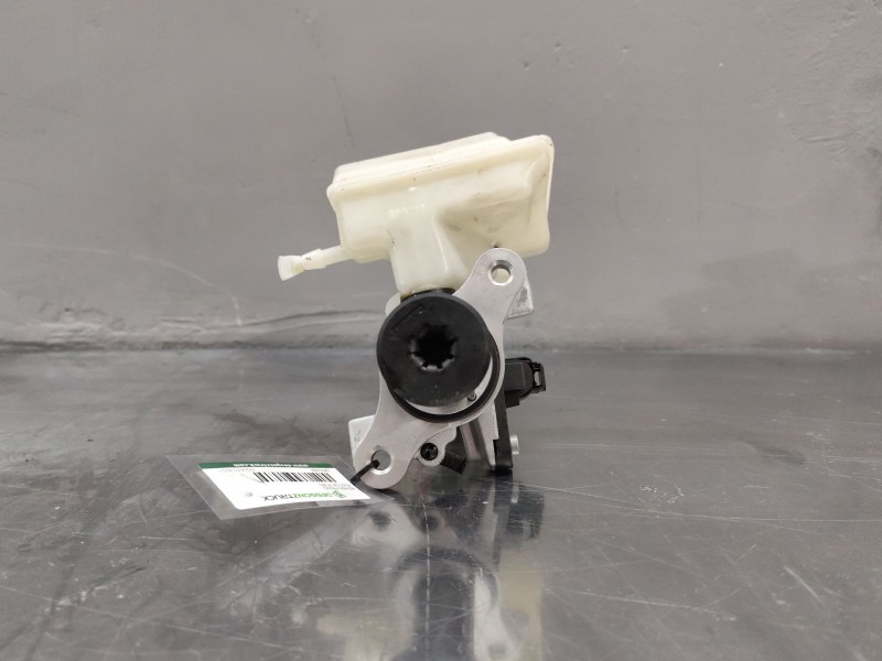 Recambio de bomba freno para audi q3 (f3b) 35 tdi quattro referencia OEM IAM 5Q1611301G  