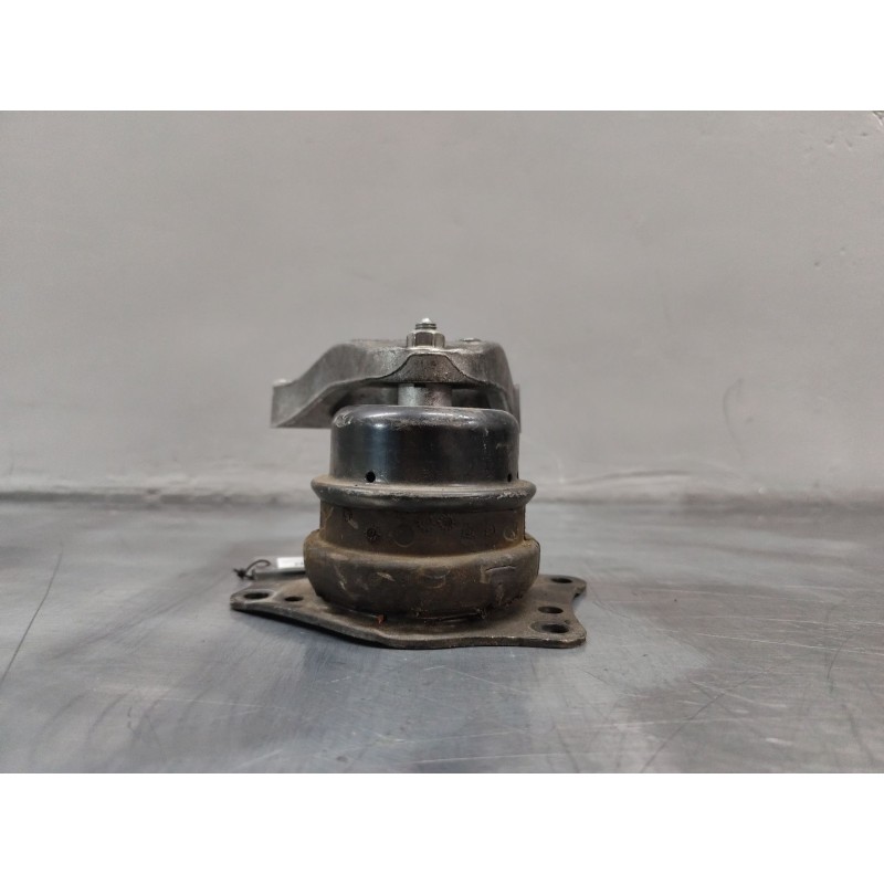 Recambio de soporte motor derecho para seat ibiza iii (6l1) 1.9 tdi referencia OEM IAM 6Q0199185R  