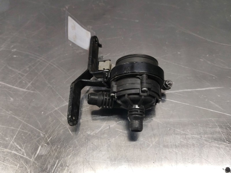 Recambio de bomba agua para bmw 4 descapotable (g23, g83) m4 competition m xdrive referencia OEM IAM 865128701  