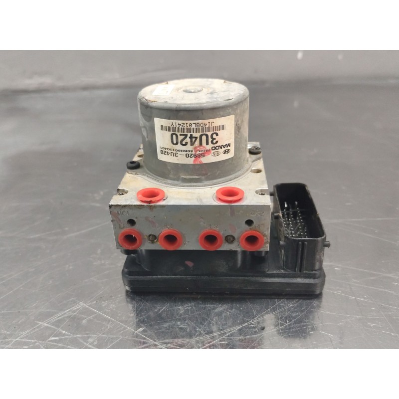 Recambio de abs para kia sportage concept 4x2 referencia OEM IAM 589203U420  