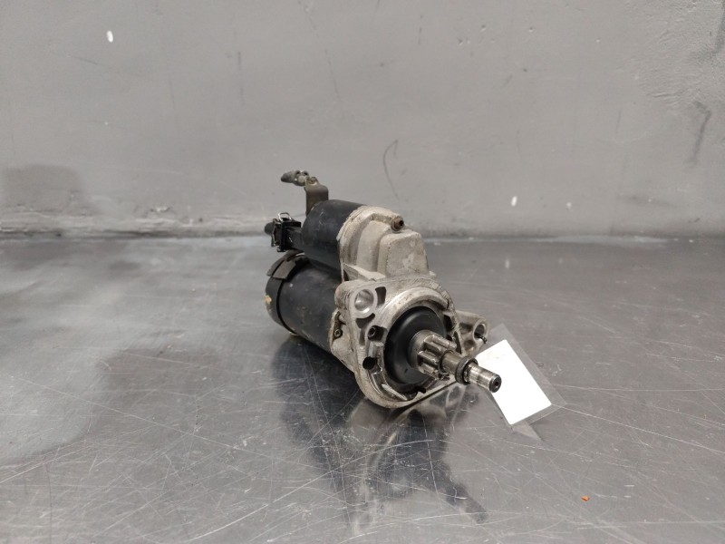 Recambio de motor arranque para volkswagen golf iii (1h1) 1.6 referencia OEM IAM   