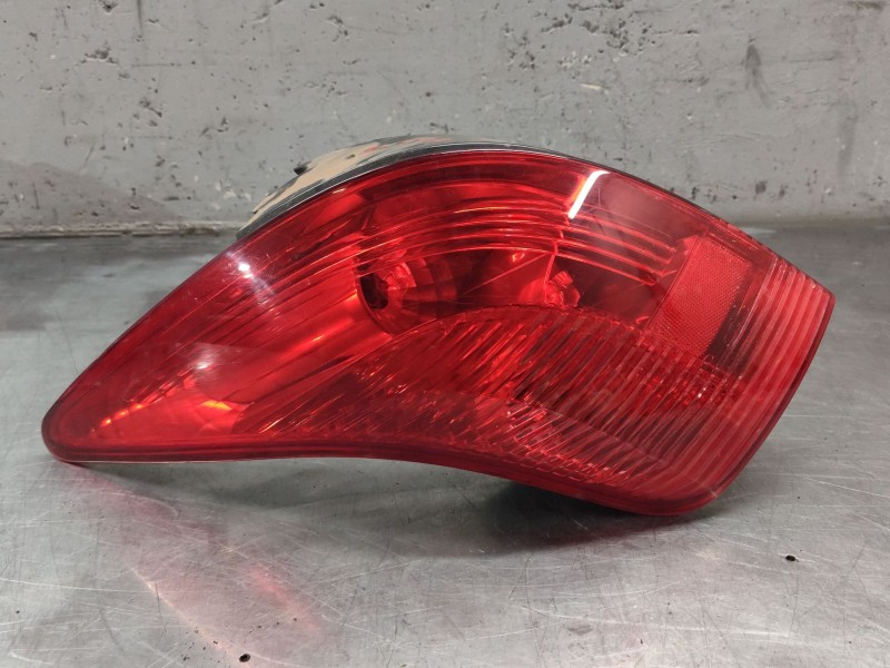 Recambio de piloto trasero izquierdo para peugeot 308 sw i (4e_, 4h_) 1.6 hdi referencia OEM IAM   