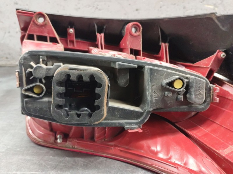 Recambio de piloto trasero izquierdo para peugeot 308 sw i (4e_, 4h_) 1.6 hdi referencia OEM IAM   