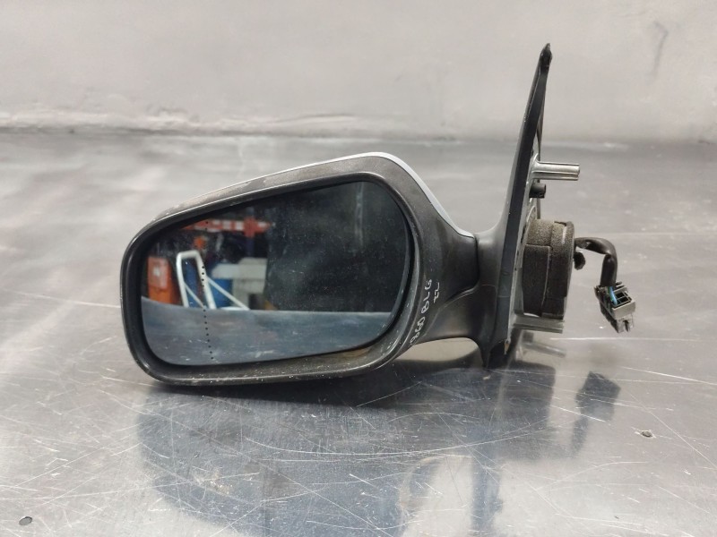 Recambio de retrovisor izquierdo para citroën xsara berlina 2.0 hdi exclusive (66kw) referencia OEM IAM 9636882277  