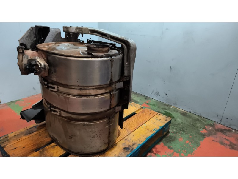 Recambio de catalizador para renault magnum ab diesel referencia OEM IAM 7420920706  