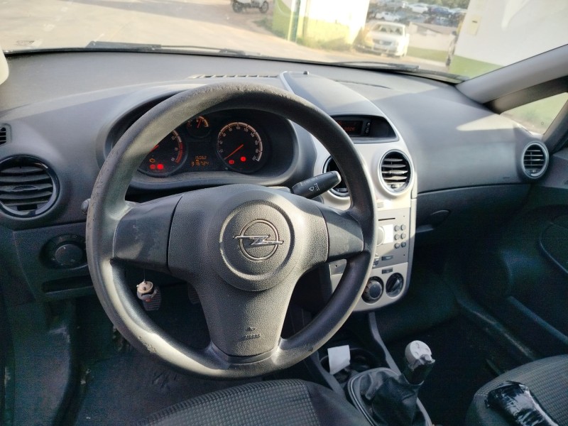 opel corsa d (s07) del año 2008
