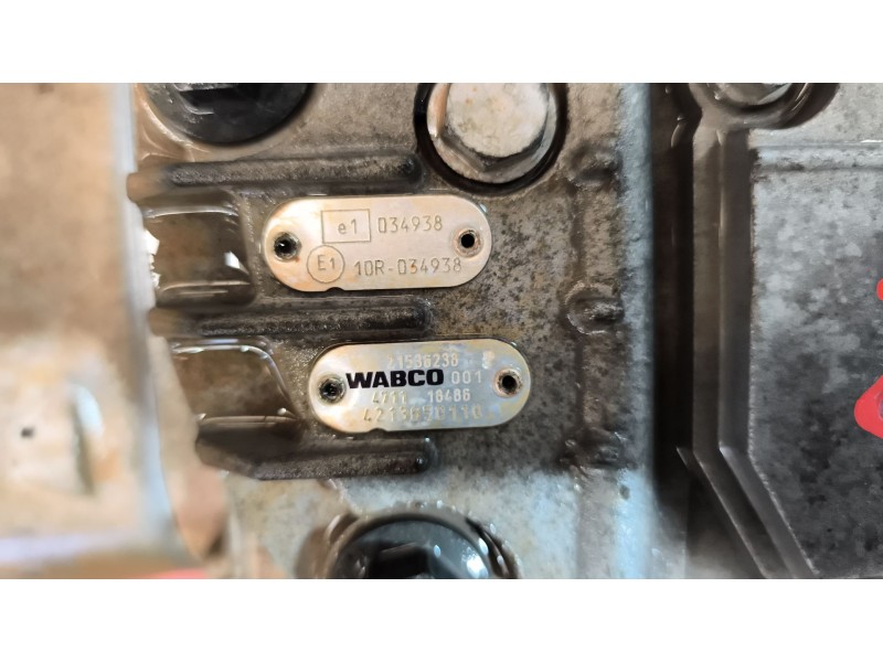 Recambio de caja cambios para renault magnum ab diesel referencia OEM IAM AT2412D 3190584 1100173017