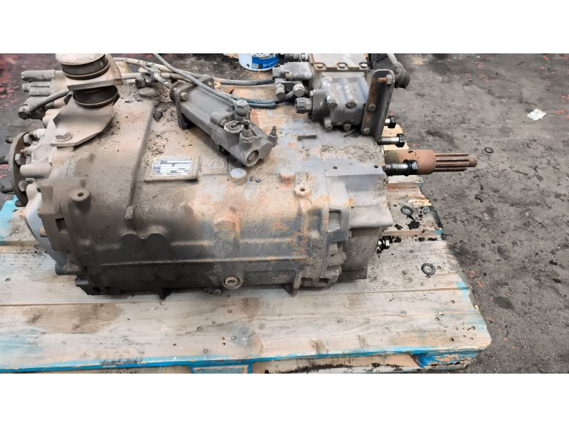 Recambio de caja cambios para pegaso trucks serie 1200 1236 referencia OEM IAM 16S130 1295052244 70170306080