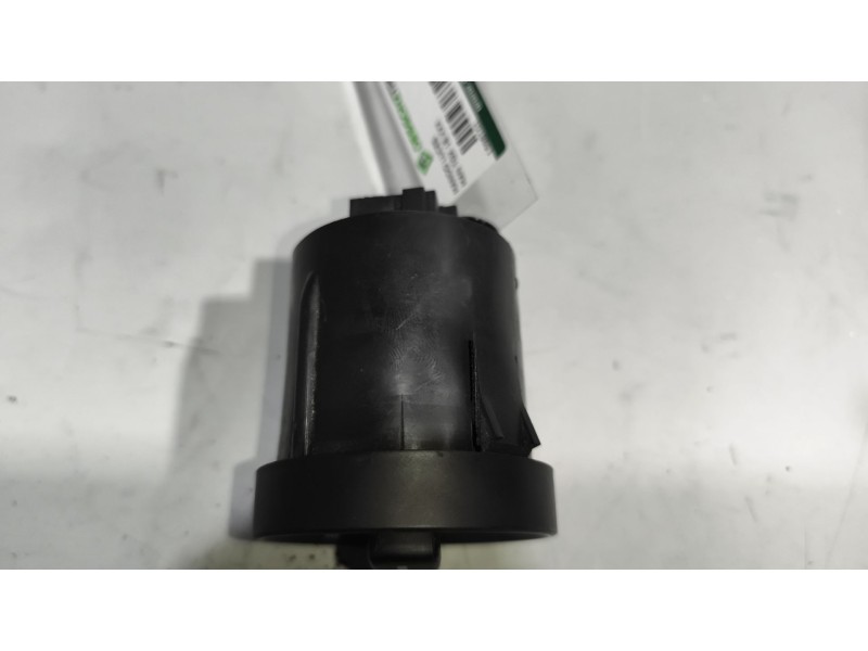 Recambio de mando luces para man tgx 18.xxx fg / 4x2 bl xl referencia OEM IAM 81255056877  