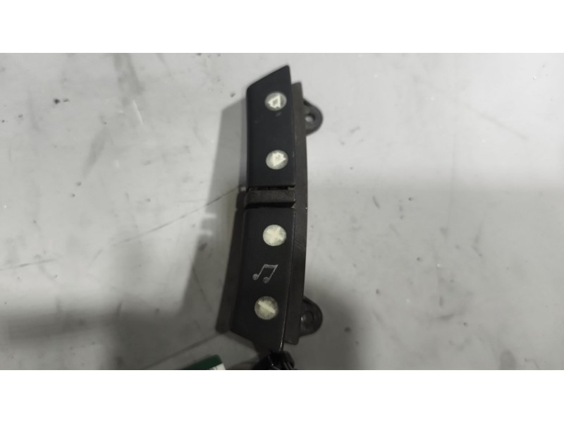 Recambio de mando volante para iveco stralis (as) fsa t / p 4x2 gran espacio referencia OEM IAM 504213419  