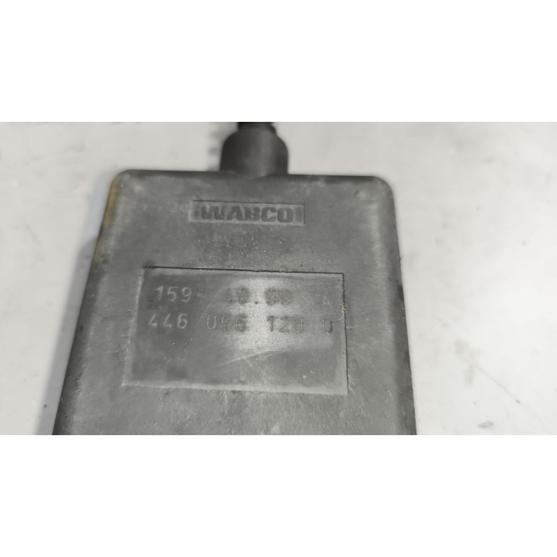 Recambio de mando control de ecas para iveco trucks eurotech mh 190 e 35 (352cv) referencia OEM IAM 4460561200  