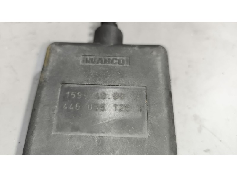 Recambio de mando control de ecas para iveco trucks eurotech mh 190 e 35 (352cv) referencia OEM IAM 4460561200  