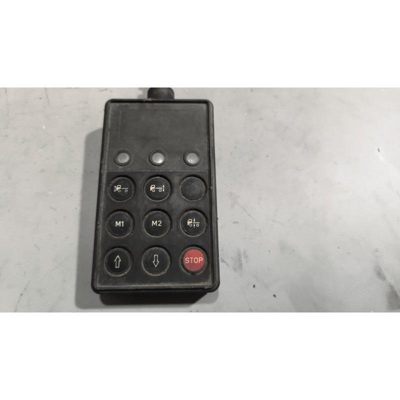 Recambio de mando control de ecas para iveco trucks eurotech mh 190 e 35 (352cv) referencia OEM IAM 4460561200  