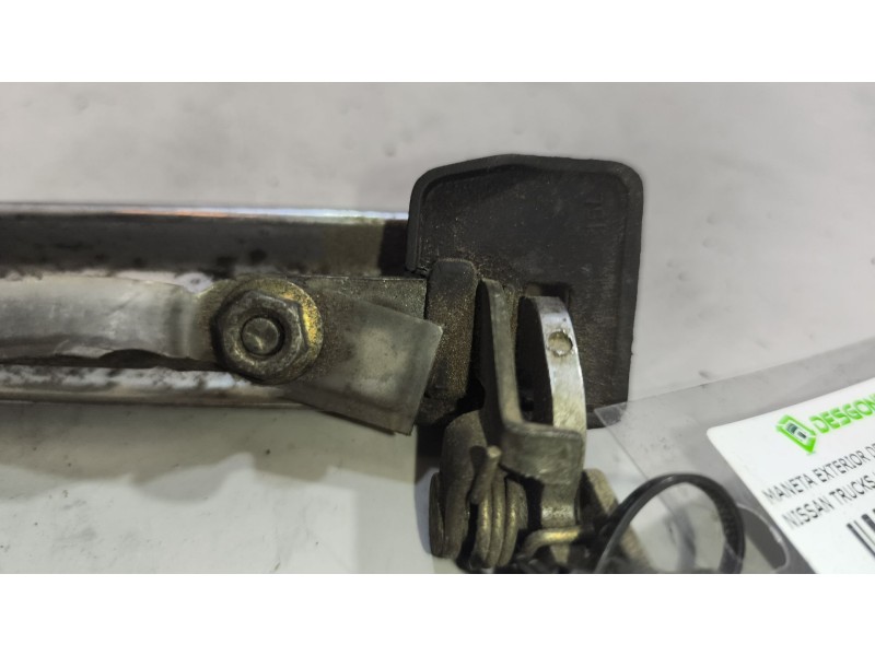 Recambio de maneta exterior delantera derecha para nissan trucks l80.09 l80.14 referencia OEM IAM   