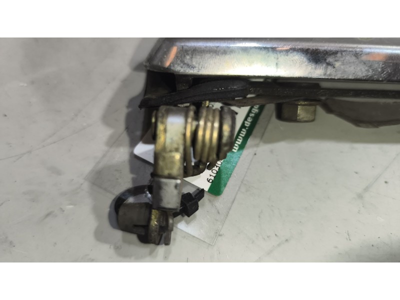 Recambio de maneta exterior delantera derecha para nissan trucks l80.09 l80.14 referencia OEM IAM   