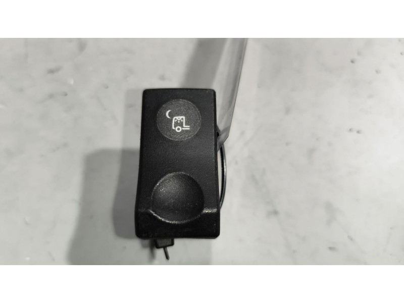 Recambio de interruptor para renault magnum ab diesel referencia OEM IAM 7420905312  