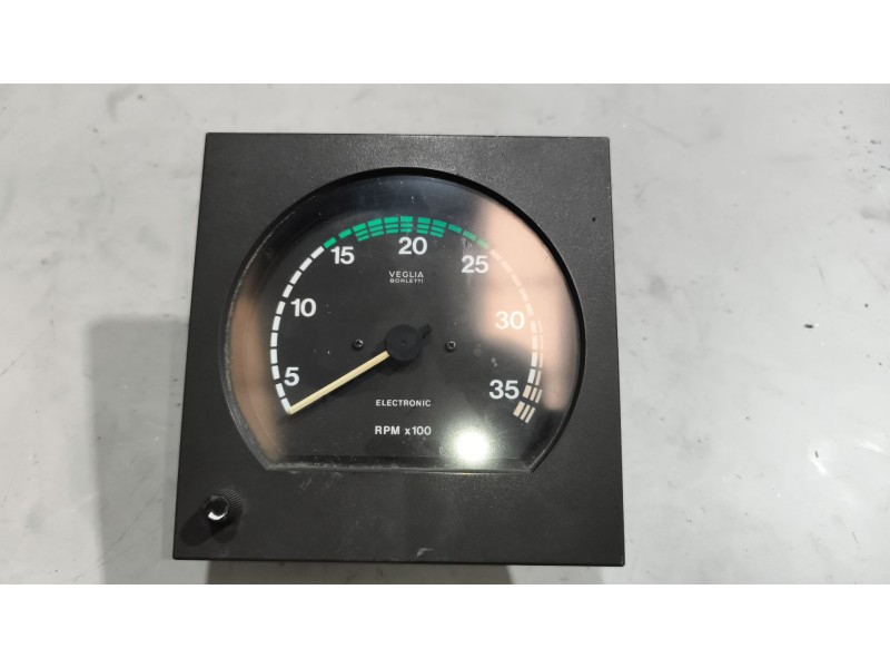 Recambio de cuadro instrumentos para iveco eurocargo referencia OEM IAM 98474450  