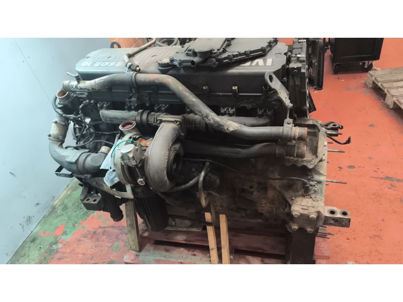 Recambio de despiece motor para iveco stralis (ad/at) 10.3 diesel referencia OEM IAM F3AE3681  