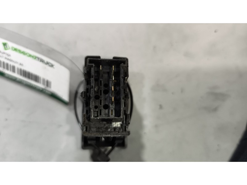 Recambio de interruptor para renault magnum ab diesel referencia OEM IAM 5010589017  