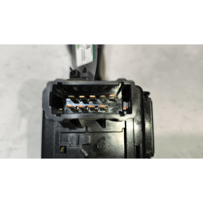 Recambio de mando intermitentes para renault midlum fg xxx.10    e5 corto referencia OEM IAM 5010589560  
