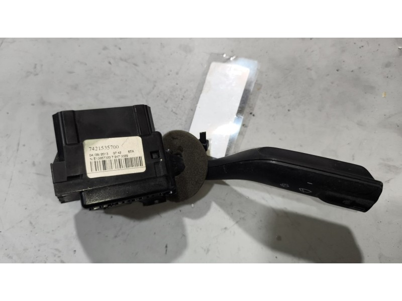 Recambio de mando limpia para renault midlum fg xxx.10    e5 corto referencia OEM IAM 7421535700  