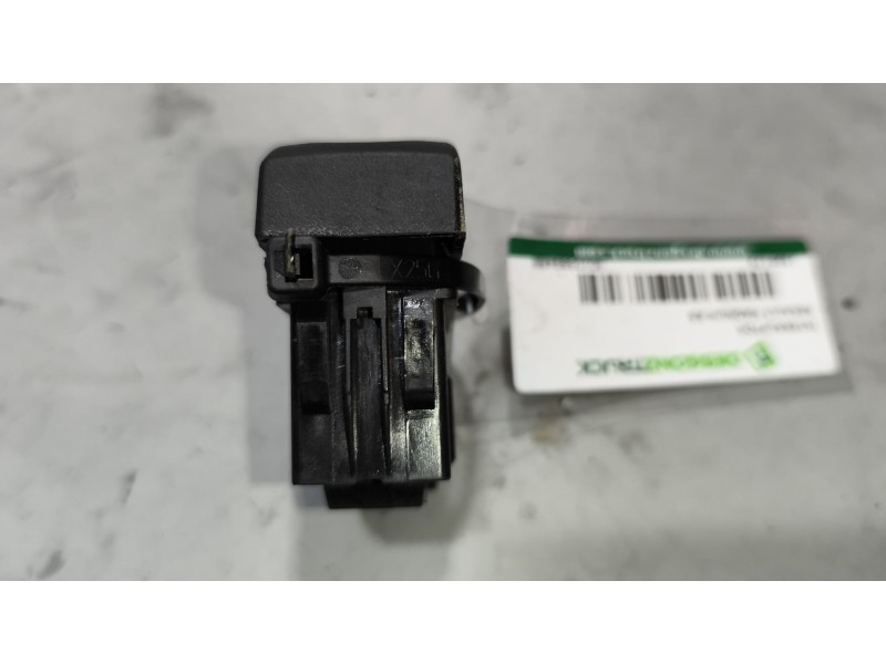 Recambio de interruptor para renault magnum ab diesel referencia OEM IAM 5010589488  
