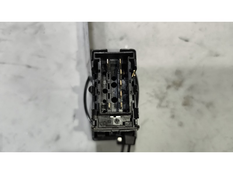 Recambio de interruptor para renault magnum ab diesel referencia OEM IAM 5010589488  