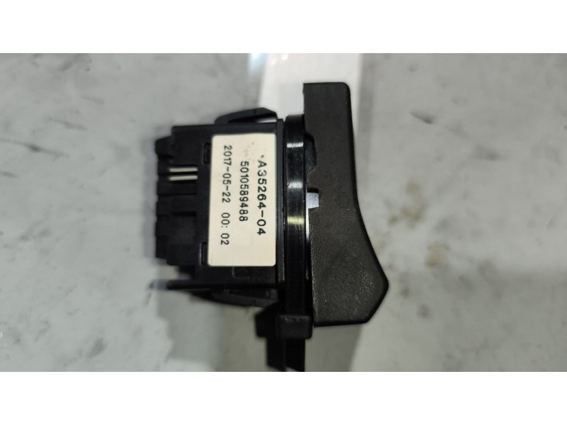 Recambio de interruptor para renault magnum ab diesel referencia OEM IAM 5010589488  