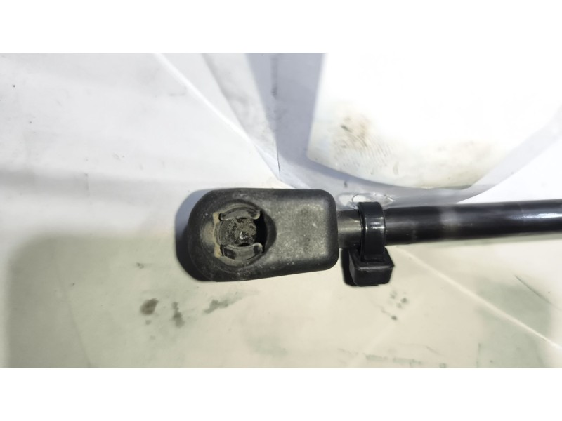 Recambio de bombin calandra para daf serie xf105.xxx fsa 4x2 space-cab referencia OEM IAM 1451195  