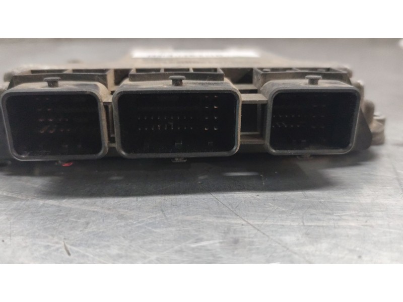 Recambio de centralita motor uce para citroën saxo 1.5 d x referencia OEM IAM 0281011275  