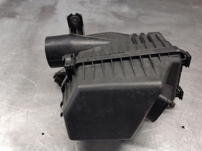 Recambio de soporte filtro aire para hyundai i30 (gd) 1.6 crdi referencia OEM IAM 28100A5800  