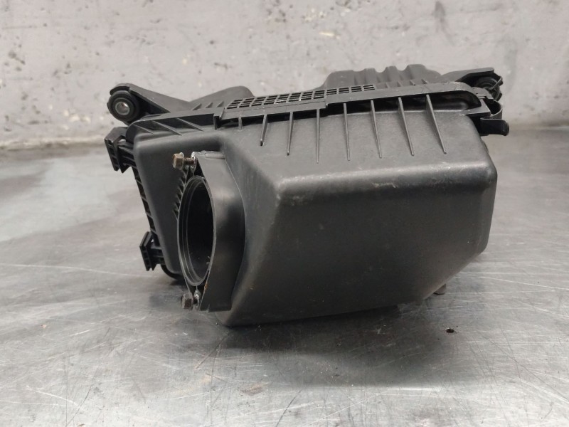 Recambio de soporte filtro aire para hyundai i30 (gd) 1.6 crdi referencia OEM IAM 28100A5800  