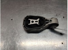 Recambio de soporte motor para mercedes-benz gla (h247) gla 200 d (247.712) referencia OEM IAM A2472400400  