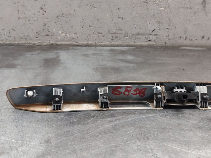 Recambio de maneta porton para peugeot 308 sw i (4e_, 4h_) 1.6 hdi referencia OEM IAM   