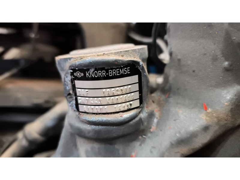 Recambio de pinza freno delantera derecha para daf xf 106 480 referencia OEM IAM 1862300 K091699 SN7443