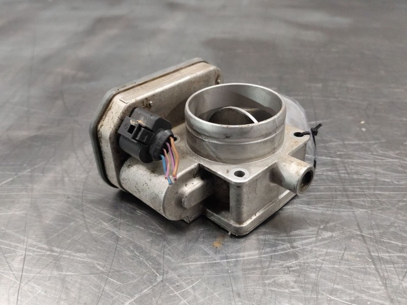 Recambio de caja mariposa para volkswagen caddy ka/kb (2k) 2.0 sdi referencia OEM IAM 038128069J  