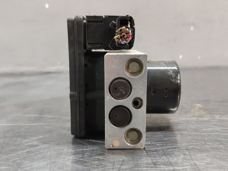 Recambio de abs para mercedes-benz clase c (w203) berlina 220 cdi (203.006) referencia OEM IAM A2095451432  