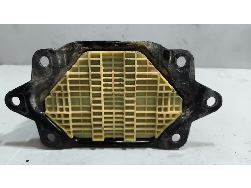 Recambio de soporte motor para volvo fh xxx referencia OEM IAM 21416525  