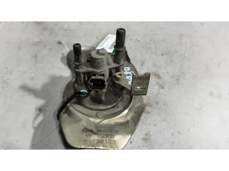 Recambio de inyector para volvo fm xxx 12.8 diesel referencia OEM IAM 21738128 0444023047 