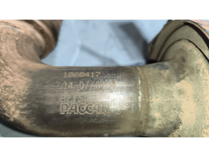 Recambio de colector escape para daf serie xf106 referencia OEM IAM 1860417  