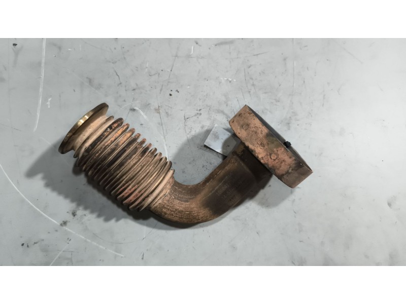 Recambio de colector escape para daf serie xf106 referencia OEM IAM 1860417  