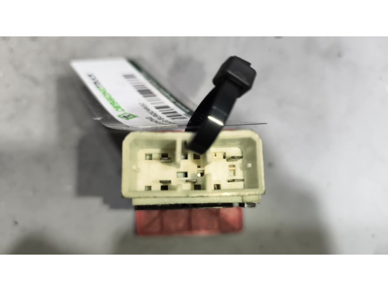 Recambio de warning para iveco eurocargo chasis  (typ 100 e 21) larga distancia referencia OEM IAM   