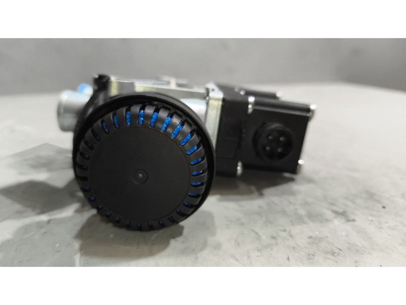 Recambio de valvula aire para volvo fh xxx 12.8 diesel referencia OEM IAM 4728800310 20514449 