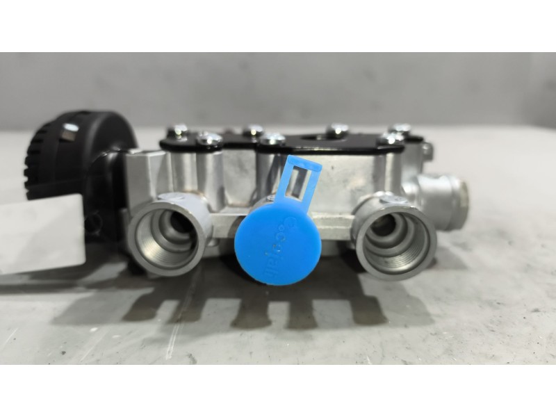 Recambio de valvula aire para volvo fh xxx 12.8 diesel referencia OEM IAM 4728800310 20514449 